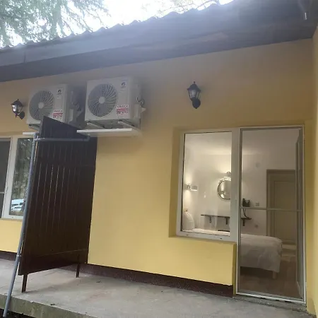 тихия кът Отель
